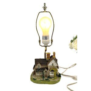 RARE Vintage Apex Cobblestone Cottage Table Lamp Heavy Resin Beautiful Detail